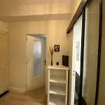 아파트 Spacious On The Edge Of The Historic Center
