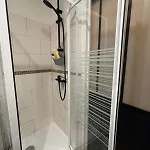 Spacious On The Edge Of The Historic Center 아파트 *