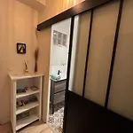 Spacious On The Edge Of The Historic Center 아파트