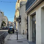 아파트 Spacious On The Edge Of The Historic Center *