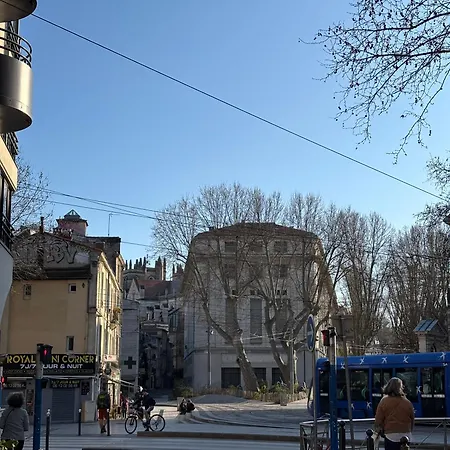 Spacious On The Edge Of The Historic Center Appartamento Montpellier