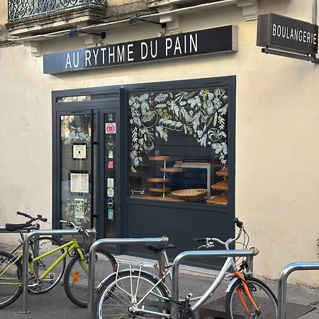 Spacious On The Edge Of The Historic Center